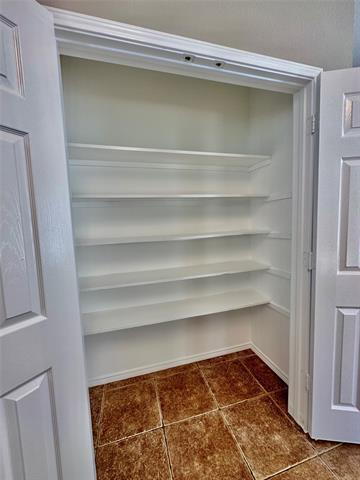 Building Photo - 4512 Vista Meadows Dr