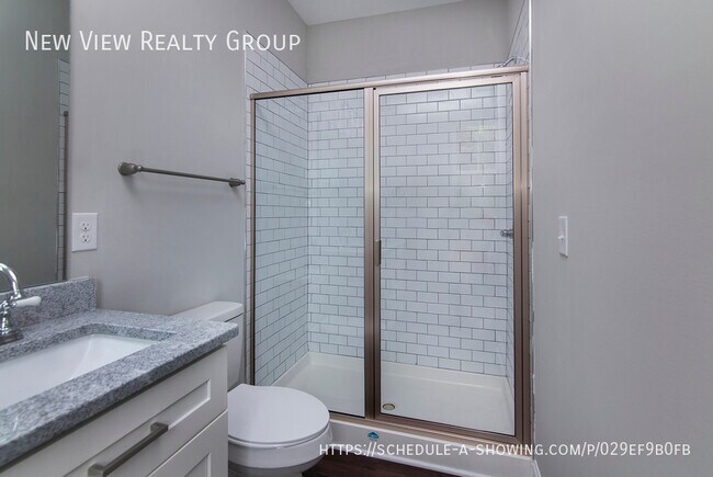 Building Photo - 2915 Ross Ave