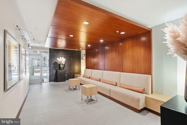 Building Photo - 1209 13th St NW