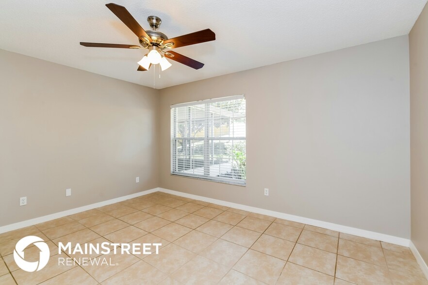 Building Photo - 10624 Lake Ralph Dr