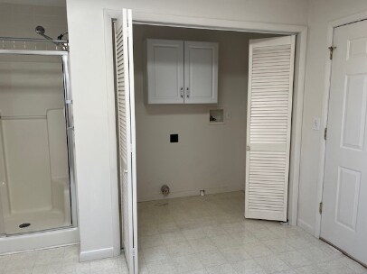 Building Photo - 8 Oakland St