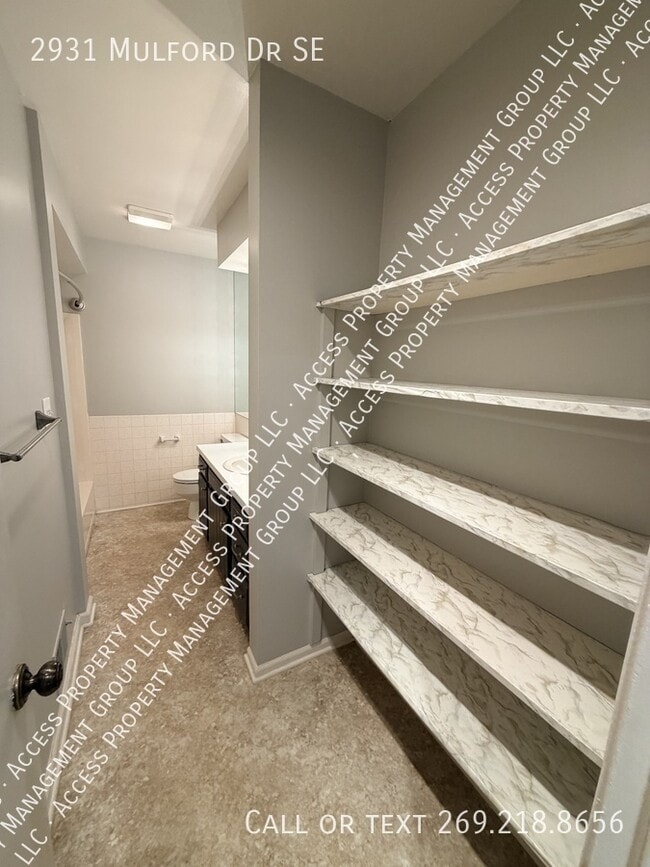 Building Photo - 2931 Mulford Dr SE