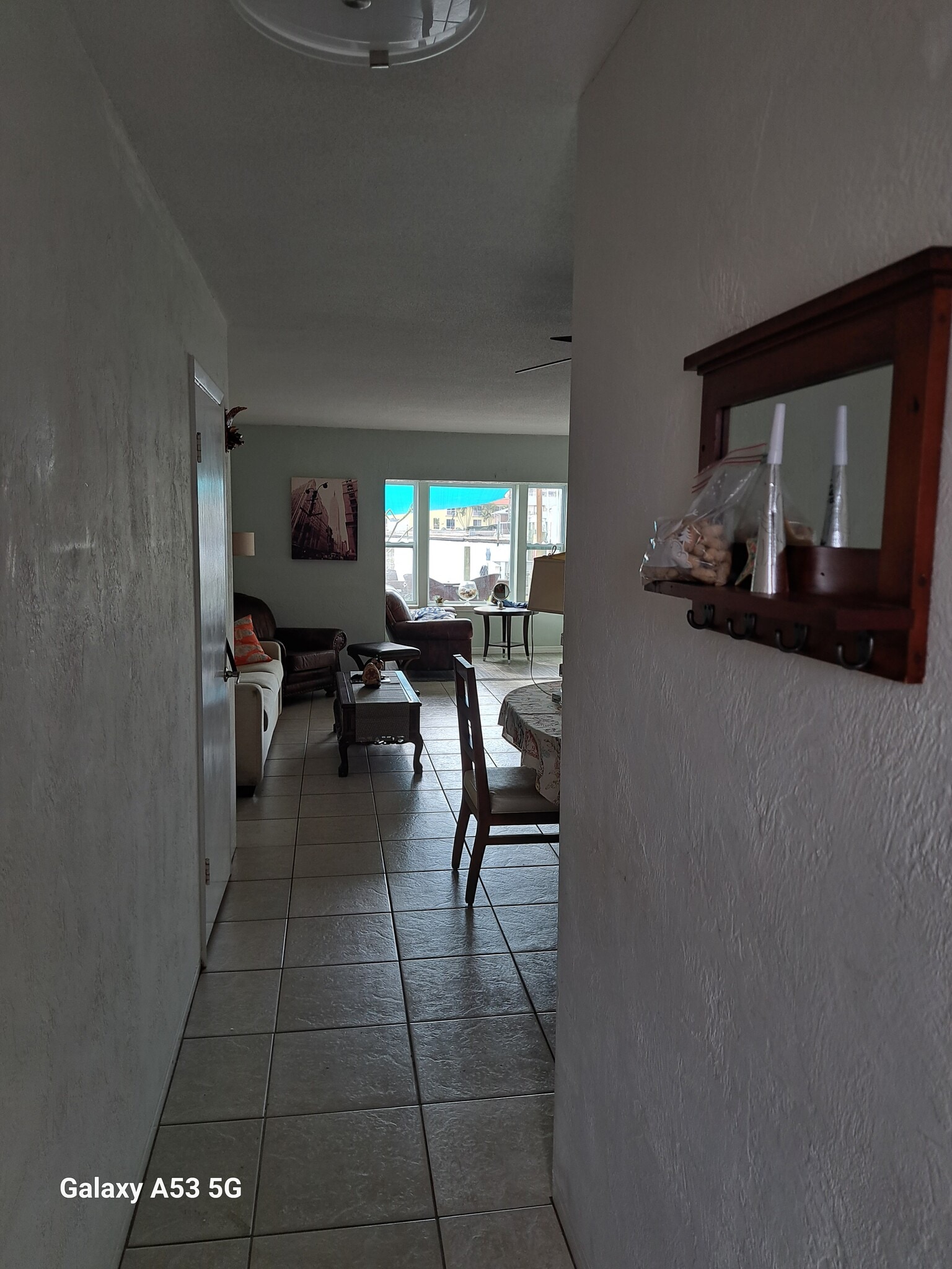 Front hallway - 35 44th Ave