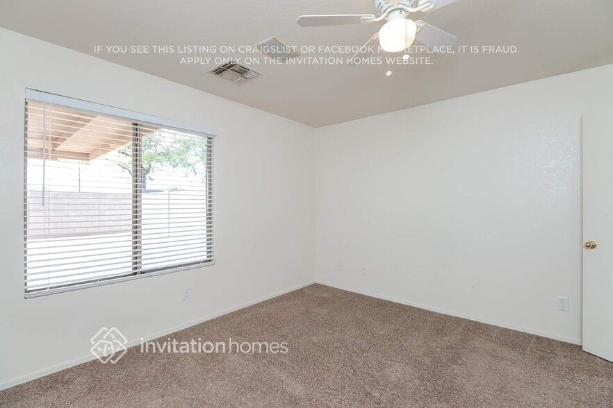Building Photo - 1688 S Pinto Dr
