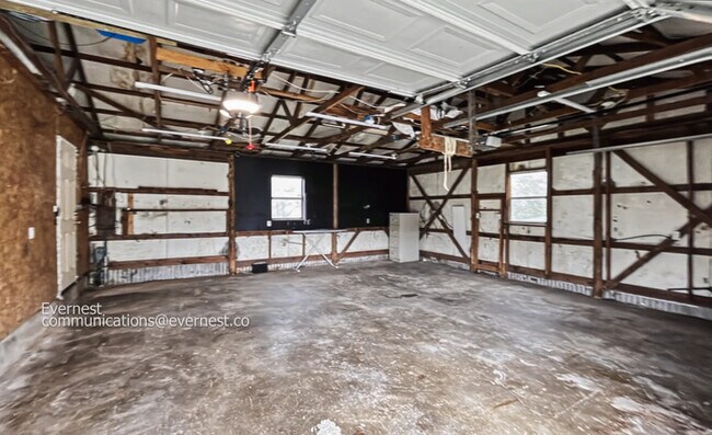 Building Photo - Beautiful 3 Bed and 2 Bath Home in Rossville