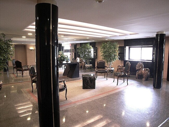 Building Photo - 1325 Worcester Rd