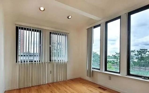 Building Photo - 833 Topsail Ln