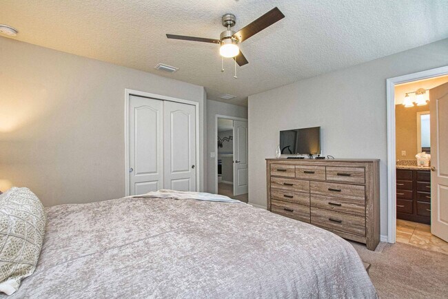 Building Photo - 2117 Malta Terrace