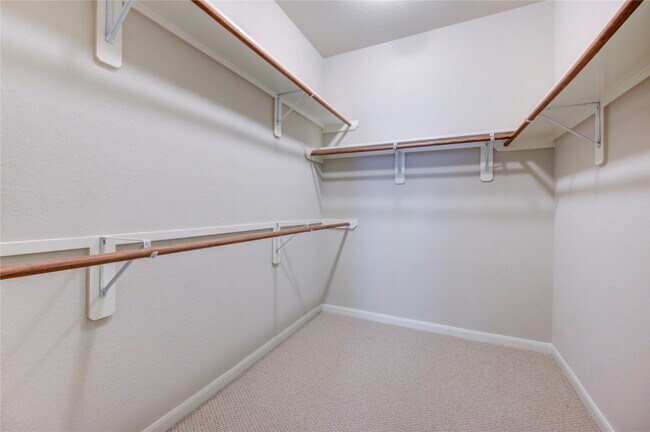 Building Photo - 1227 Glenwood Canyon Ln