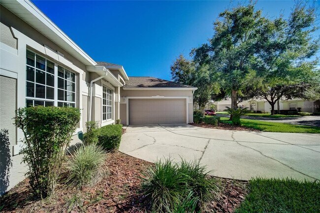 Building Photo - 2234 Fenton Ave