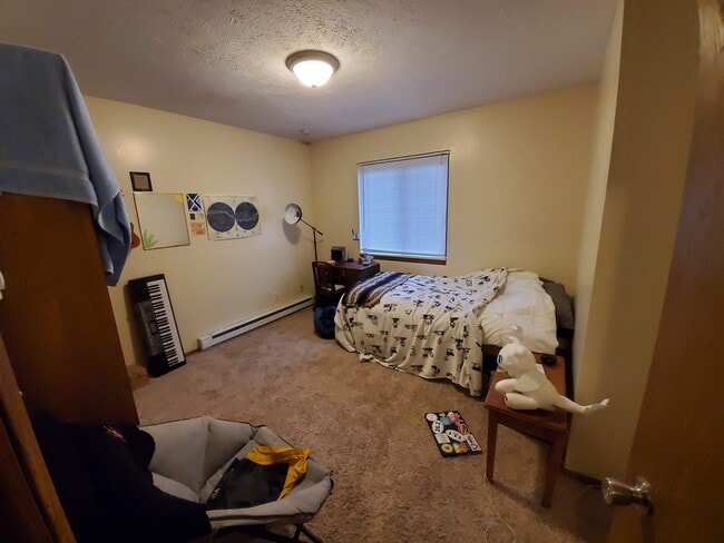 Building Photo - 6282 2nd Ave