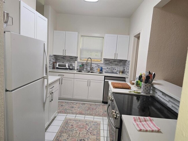 Building Photo - 1701 Forest Trail