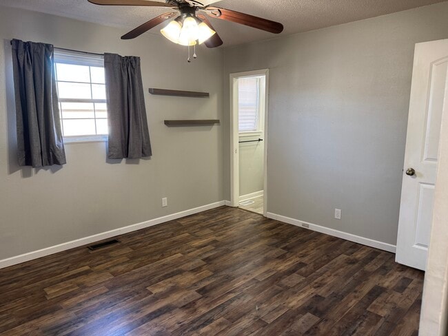 Building Photo - 895 Marion Anderson Rd