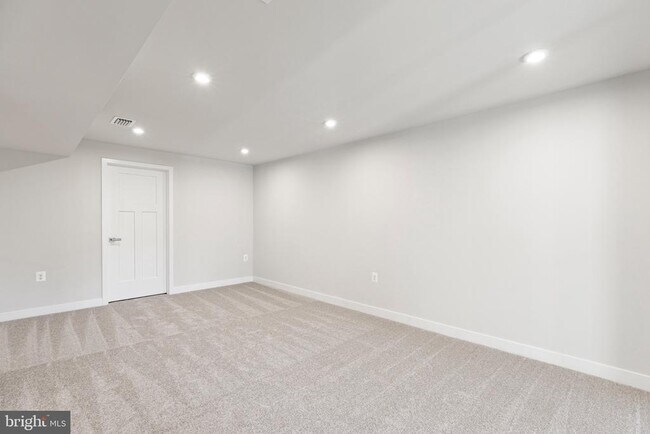 Building Photo - 4319 Southerby Dr