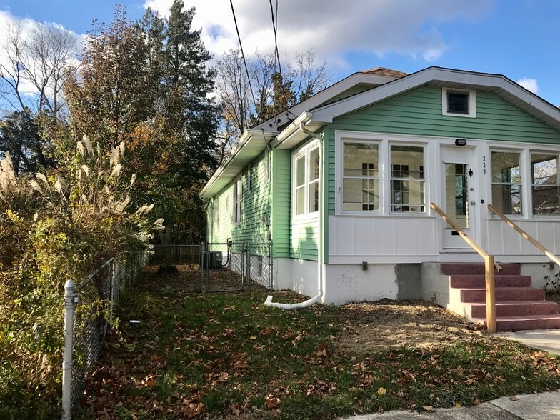 Building Photo - 239 Marlin Rd
