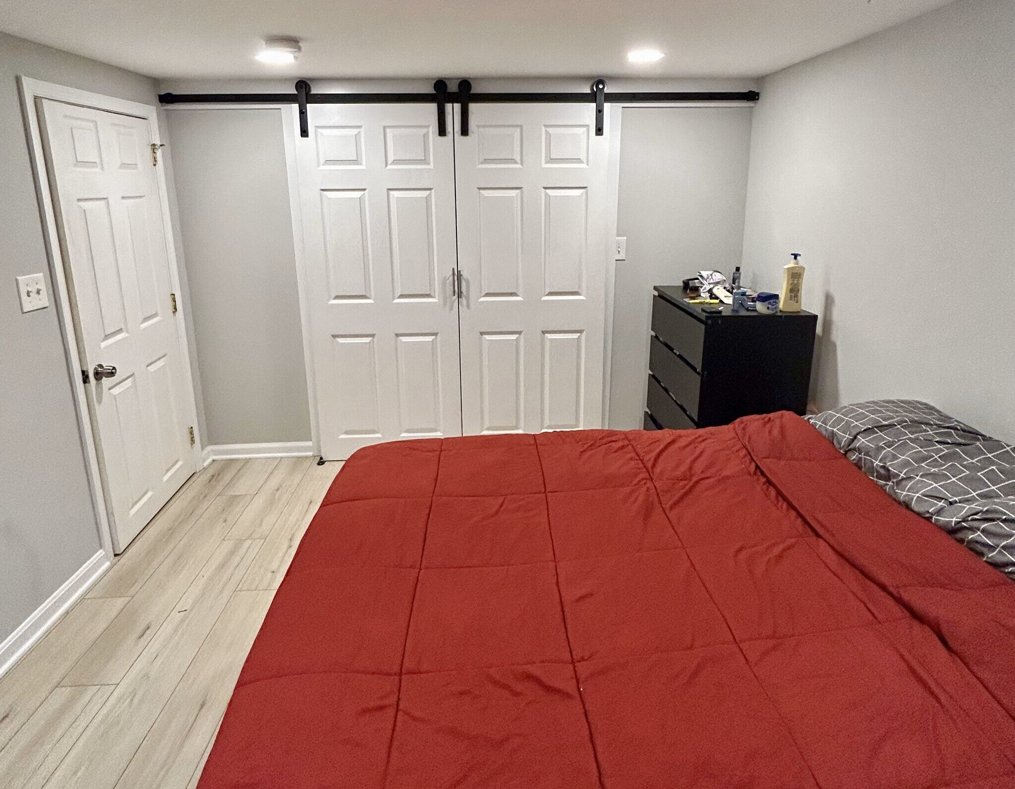 Building Photo - 2010 1st St NW