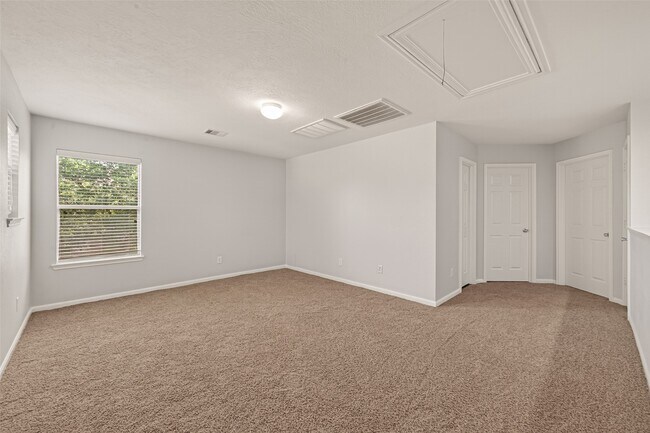 Building Photo - 7130 Cypress Pr Dr