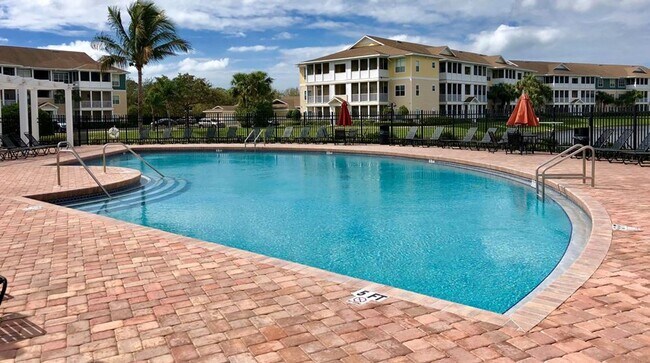 Building Photo - Bradenton 3BR/2BA – Newly Remodeled, 3rd F...