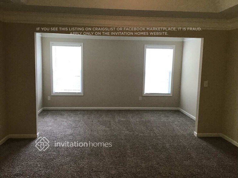 Building Photo - 80 Persian Ivy Way