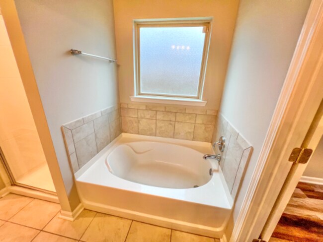 Building Photo - 524 Cautillion Dr