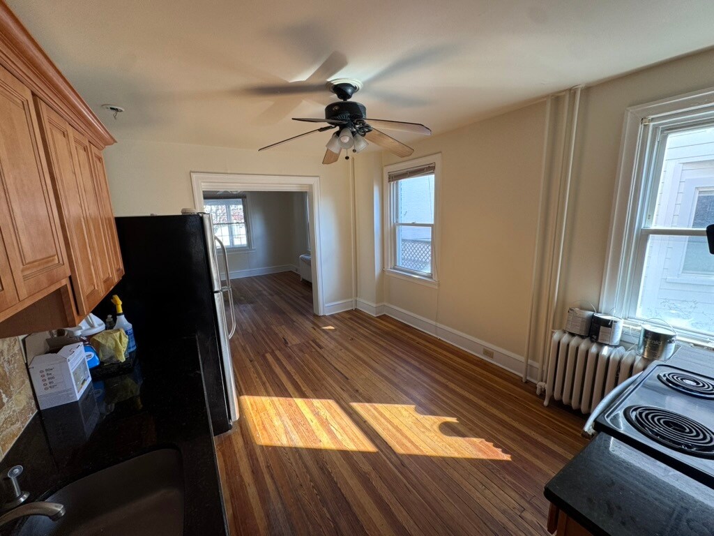 Building Photo - 2714 E County Line Rd