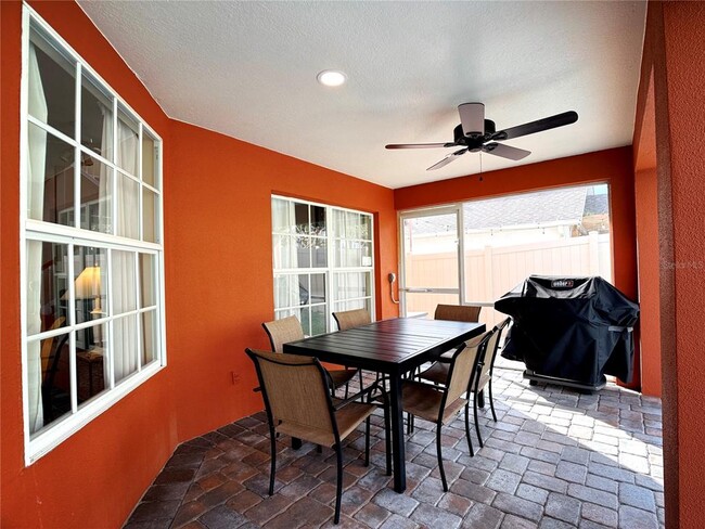 Building Photo - 104 Vista Loop