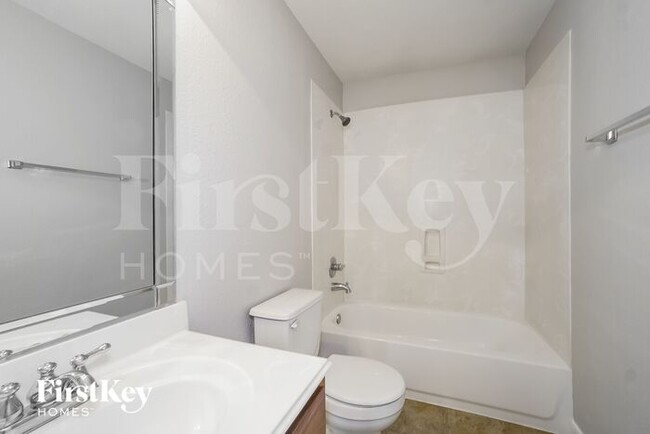 Building Photo - 15315 Harris Canyon Ln