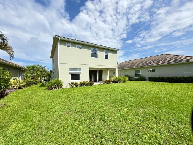 Building Photo - 12688 Sagewood Dr