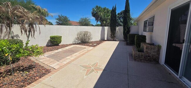 Building Photo - 628 Dominguez Dr