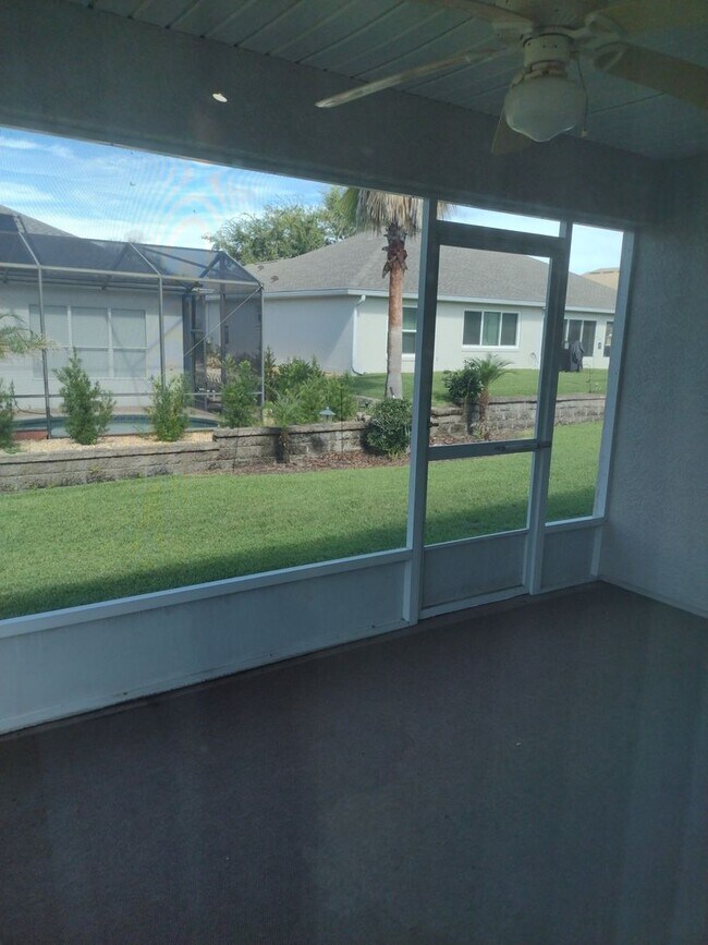 Building Photo - Beautiful home in Stonecrest