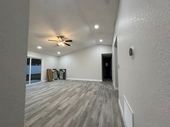 Building Photo - 12142 Caper St