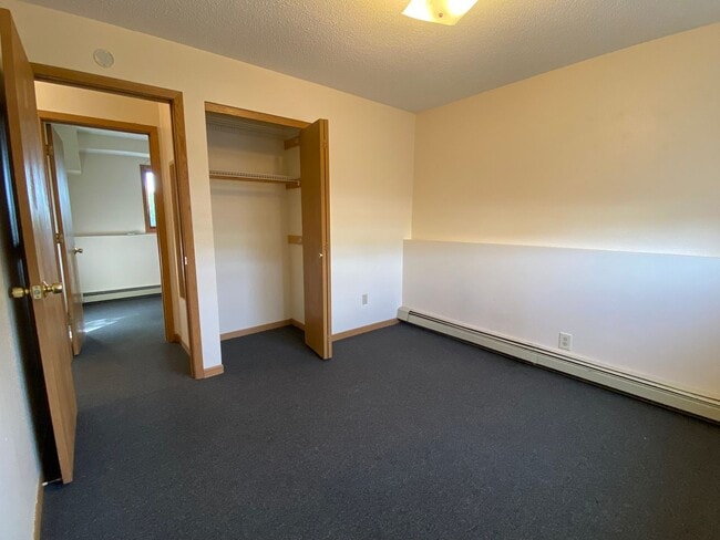 Building Photo - 318 Old Hwy 52