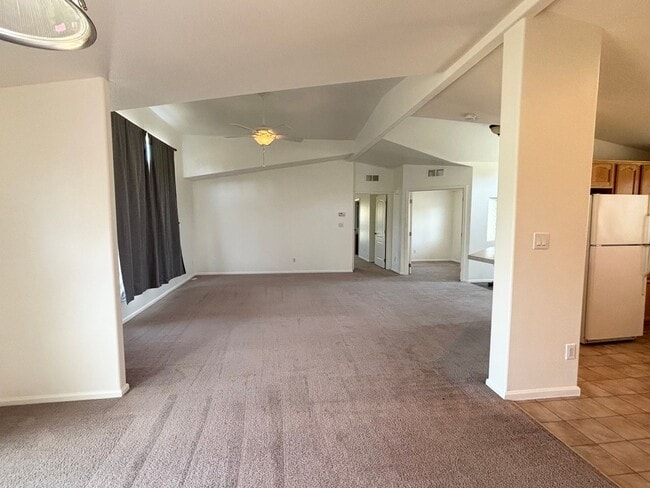 Building Photo - Charming Country property - 2 Bed/ 2 Bath with office- Home with Scenic Views and Land