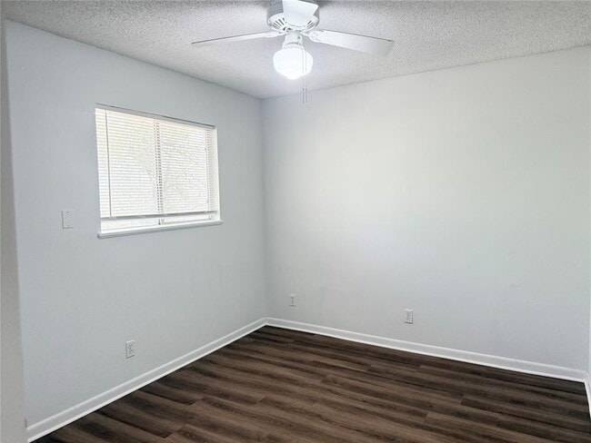Building Photo - 12717 Burson Dr