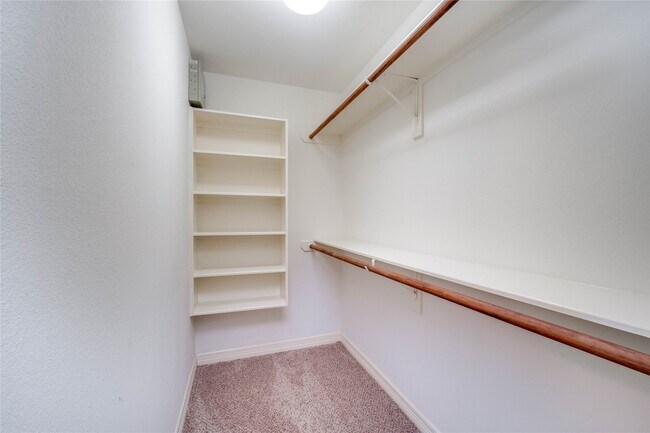 Building Photo - 3135 Old Masters Dr