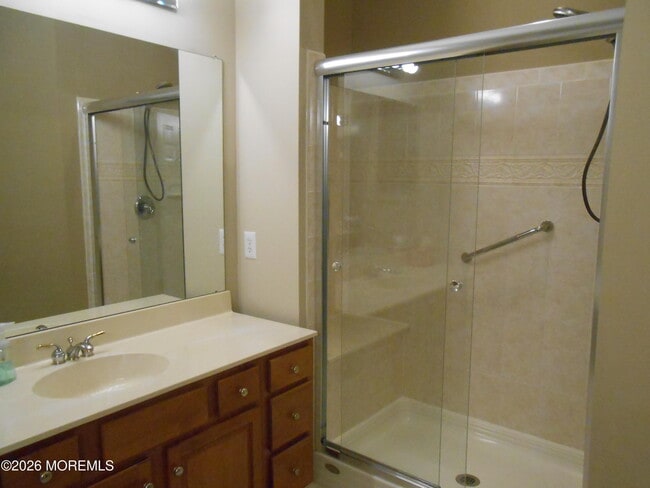 Building Photo - 10 Headwaters Pl