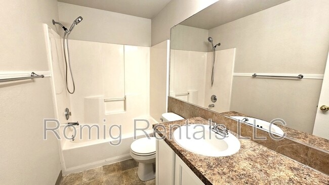 Building Photo - 10032 NE 19th St