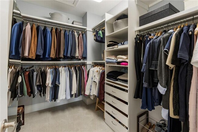 Building Photo - 3611 Habersham Rd NW