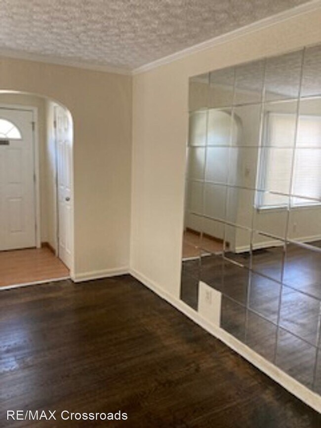 Building Photo - 3 br, 1 bath House - 1042 Frederick blvd