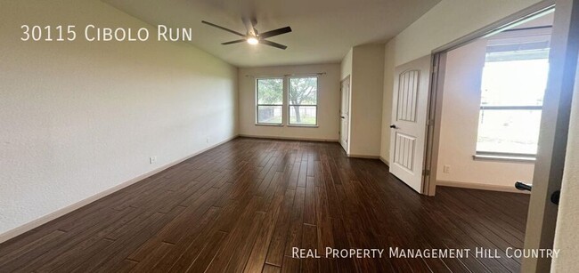 Building Photo - Fair Oaks Country Club 3 bedroom!