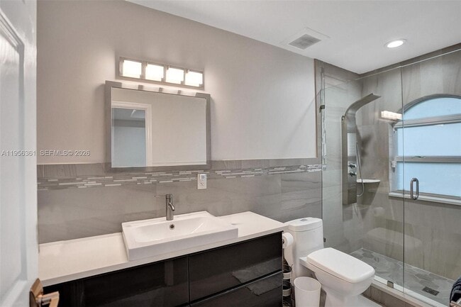 Building Photo - 306 Egret Ln