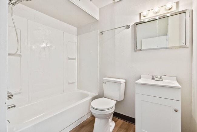 Building Photo - 67 Oregon Ave