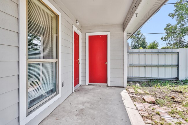 Building Photo - 2156 Hopper Rd
