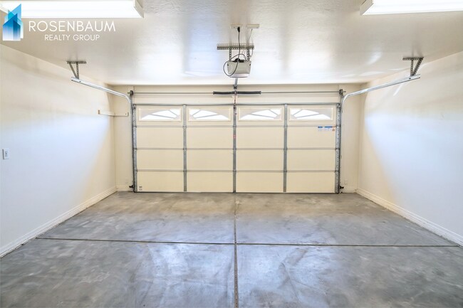 Building Photo - Charming 2-bedrooms, 2-baths duplex home in Prescott Valley!