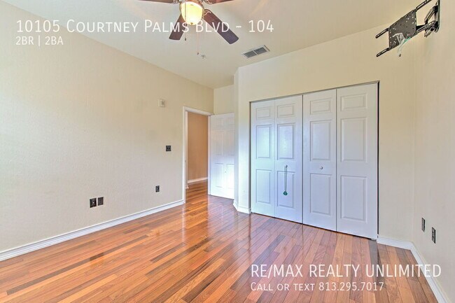 Building Photo - 10105 Courtney Palms Blvd