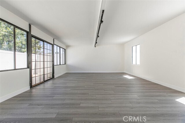 Building Photo - 7400 Riverton Ave