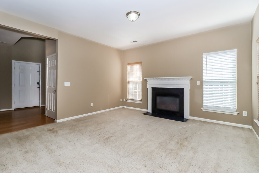 Building Photo - 10217 Meadow Crossing Ln