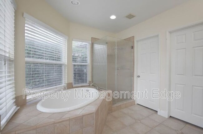 Building Photo - 38265 Birch Ct