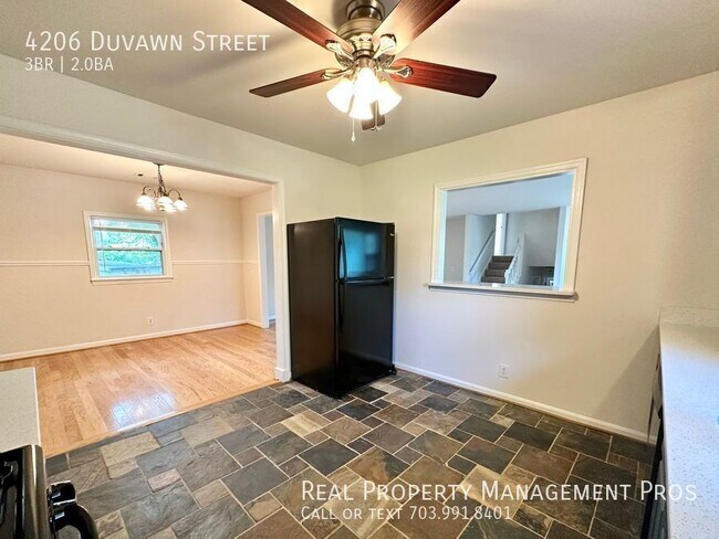 Building Photo - 4206 Duvawn St