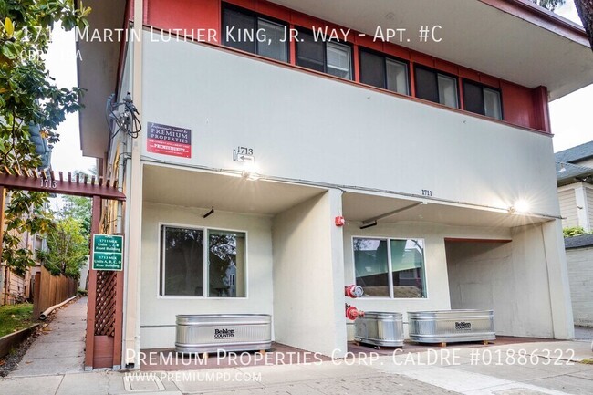 Building Photo - 1713 Martin Luther King Jr Way